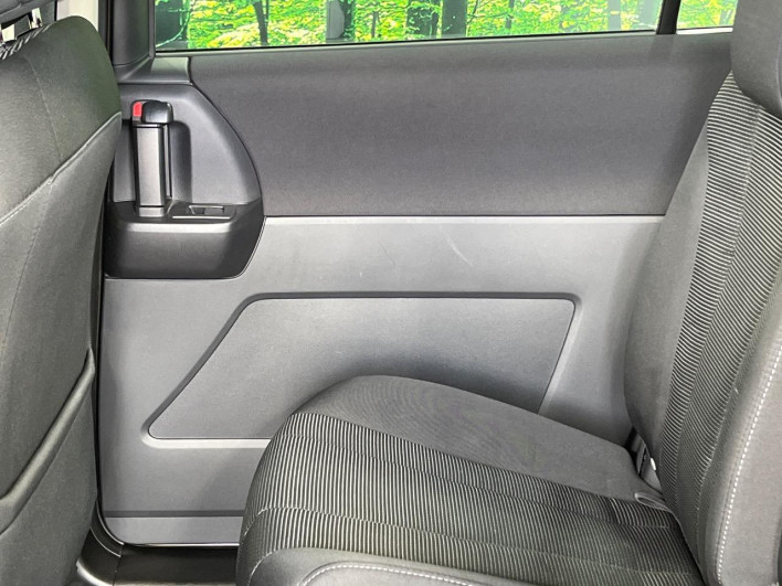 2015 Mazda Premacy DBA-CWFFW (UW-6a13efcf2ac75)[21]