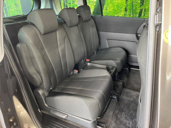 2015 Mazda Premacy DBA-CWFFW (UW-6a13efcf2ac75)[14]