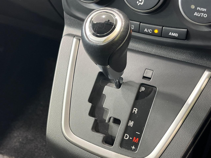 2015 Mazda Premacy DBA-CWFFW (UW-6a13efcf2ac75)[28]
