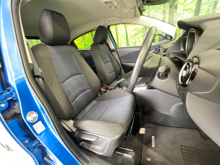 2016 Mazda Demio DBA-DJ3FS (UW-6a13efd23b9d8)[23]