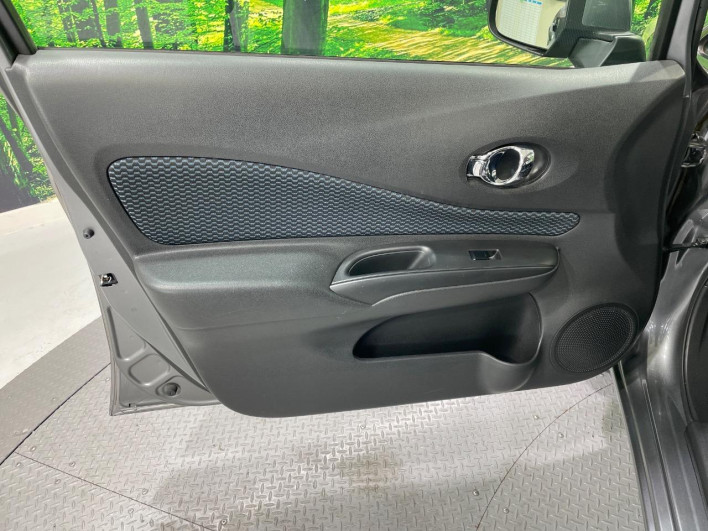 2013 Nissan Note DBA-E12 (UW-6a13efd67affa)[26]