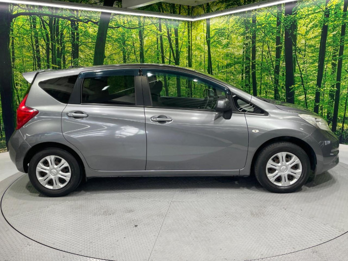 2013 Nissan Note DBA-E12 (UW-6a13efd67affa)[17]