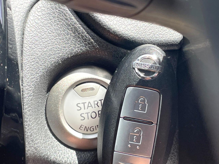 2017 Nissan Note DBA-E12 (UW-6a13efd8065d1)[26]