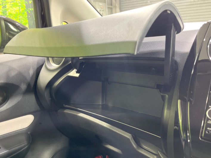 2020 Nissan Note DBA-E12 (UW-6a13efd9010d7)[27]