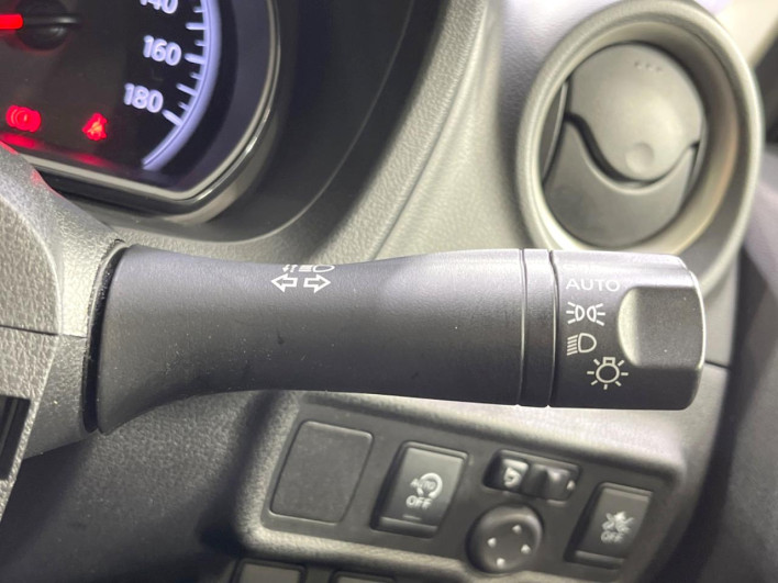 2020 Nissan Note DBA-E12 (UW-6a13efd9010d7)[18]