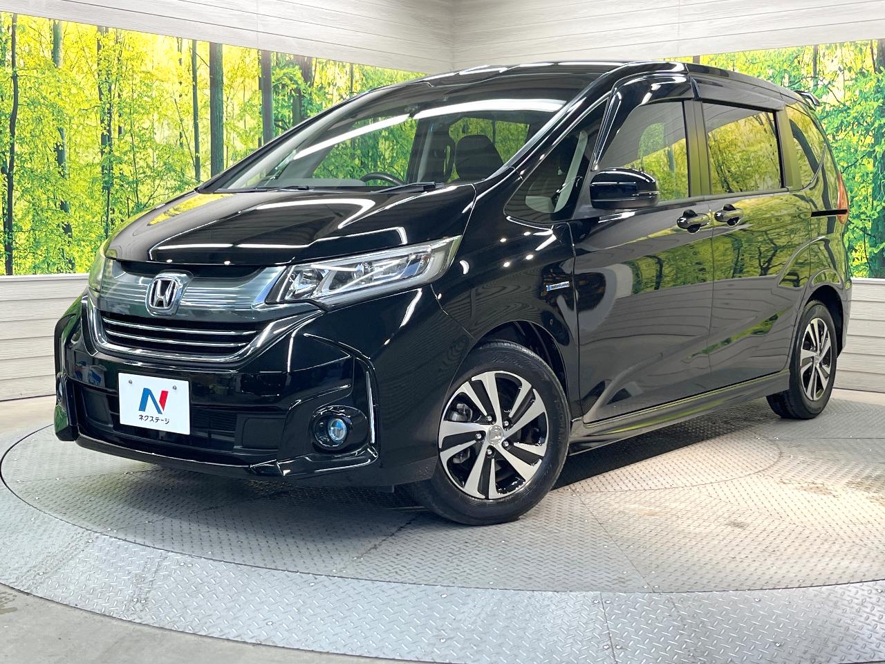 2017 Honda Freed hybrid DAA-GB7