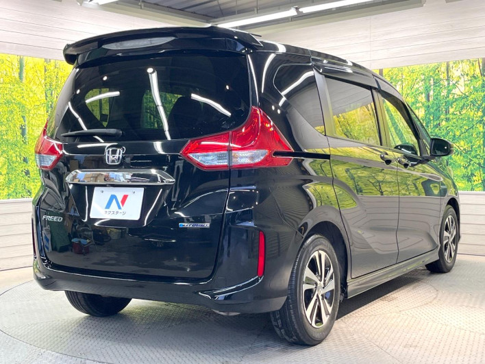 2017 Honda Freed hybrid DAA-GB7 (UW-6a13efe2b0049)[12]