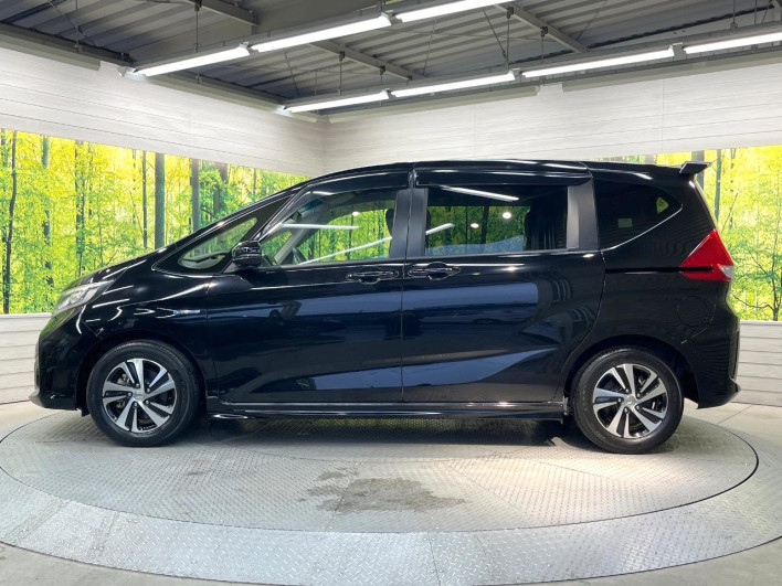 2017 Honda Freed hybrid DAA-GB7 (UW-6a13efe2b0049)[15]