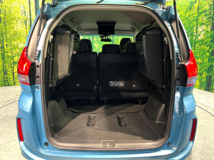 2019 Honda Freed hybrid DAA-GB7 (UW-6a13efe3d29ba)[13]