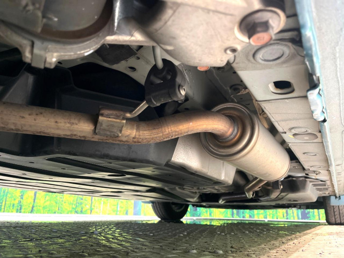 2019 Honda Freed hybrid DAA-GB7 (UW-6a13efe3d29ba)[18]