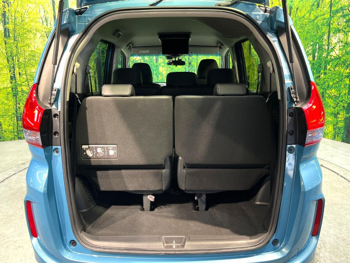 2019 Honda Freed hybrid DAA-GB7 (UW-6a13efe3d29ba)[14]
