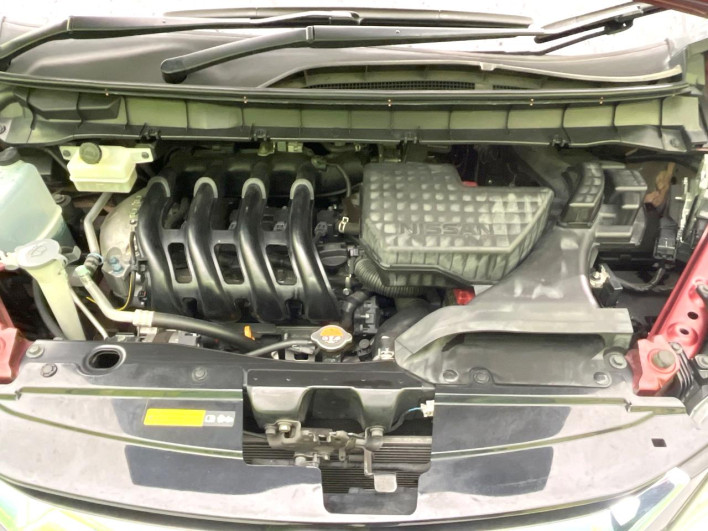 2017 Nissan Serena DAA-GFC27 (UW-6a13efe8ae846)[4]