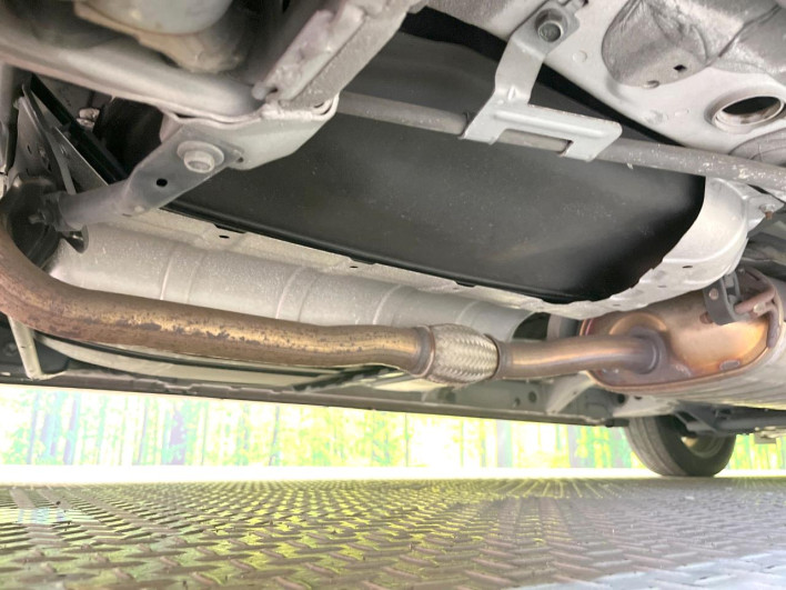 2017 Nissan Serena DAA-GFC27 (UW-6a13efe8ae846)[29]