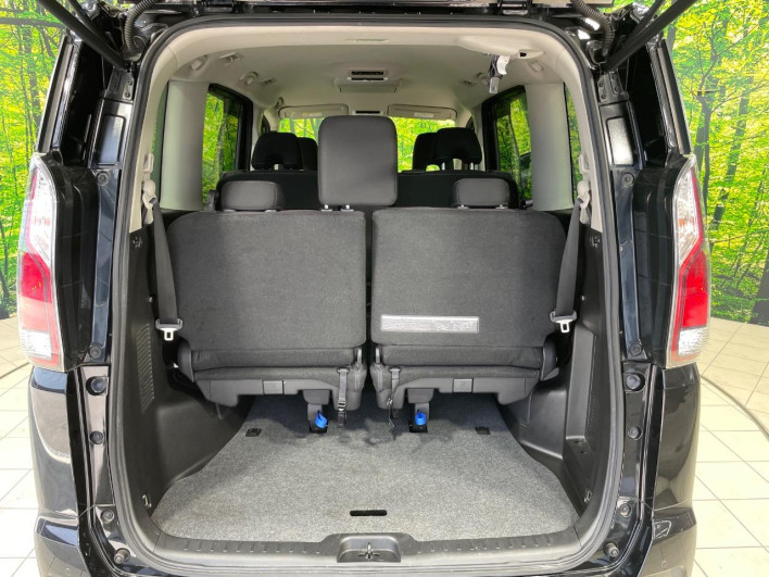 2017 Nissan Serena DAA-GFC27 (UW-6a13efe8c1d29)[27]