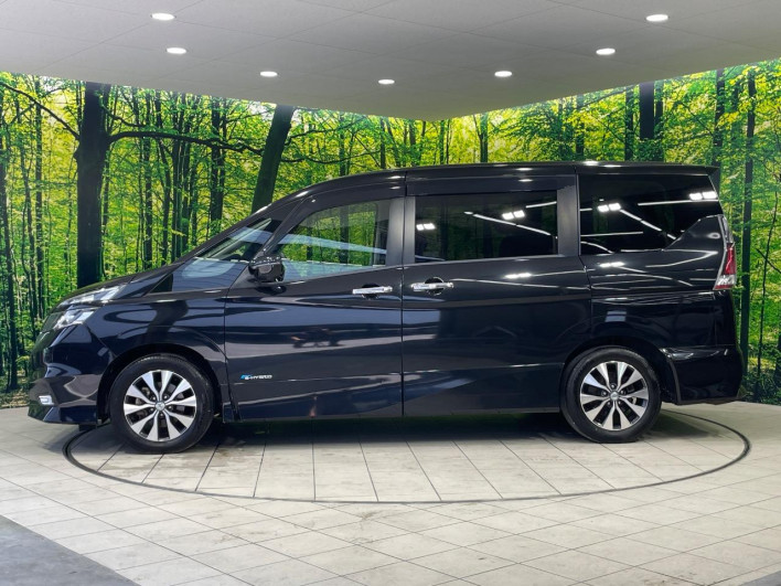 2017 Nissan Serena DAA-GFC27 (UW-6a13efe8c1d29)[13]