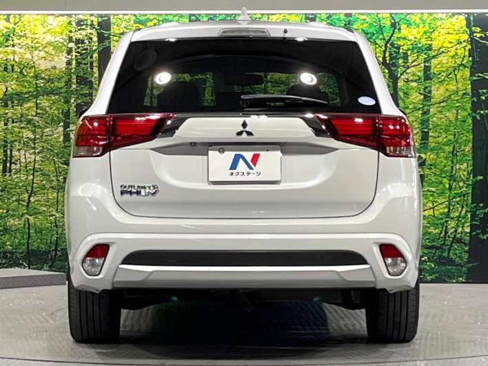 2015 Mitsubishi OUTLANDER PHEV DLA-GG2W (UW-6a13eff288c9c)[10]