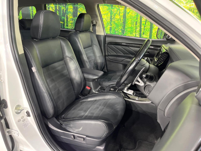 2015 Mitsubishi OUTLANDER PHEV DLA-GG2W (UW-6a13eff288c9c)[24]