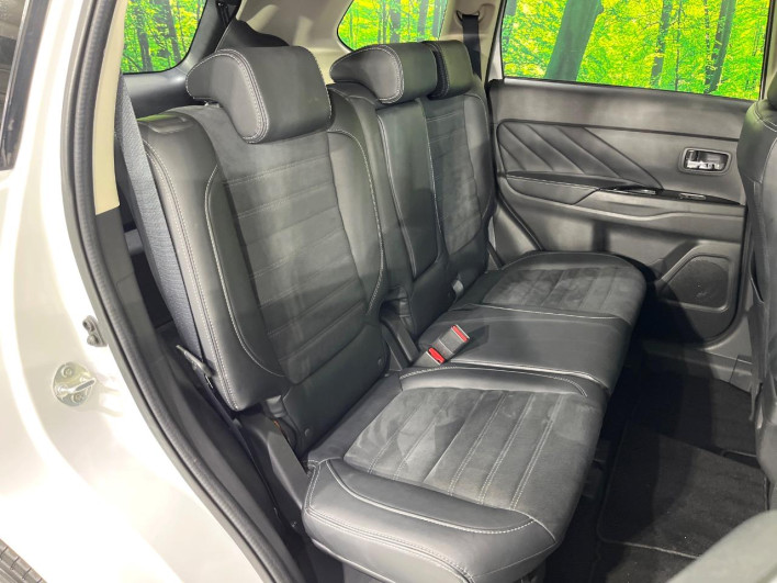 2015 Mitsubishi OUTLANDER PHEV DLA-GG2W (UW-6a13eff288c9c)[26]