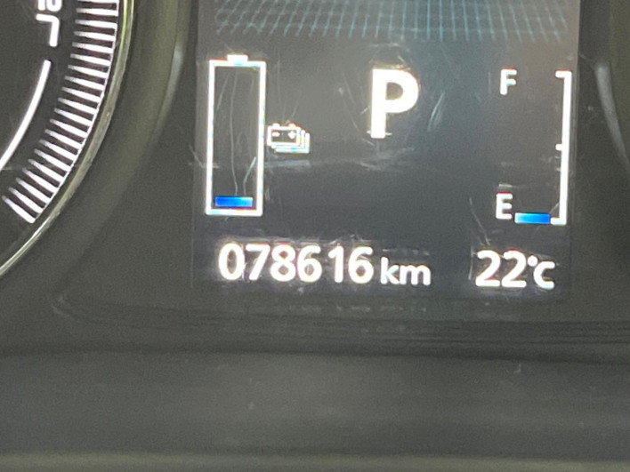 2015 Mitsubishi OUTLANDER PHEV DLA-GG2W (UW-6a13eff288c9c)[2]