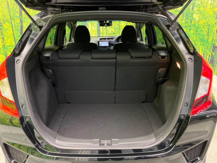 2017 Honda Fit DBA-GK5 (UW-6a13eff4420bd)[14]