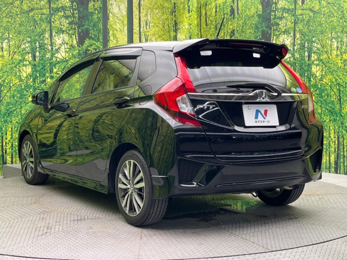 2017 Honda Fit DBA-GK5 (UW-6a13eff4420bd)[28]