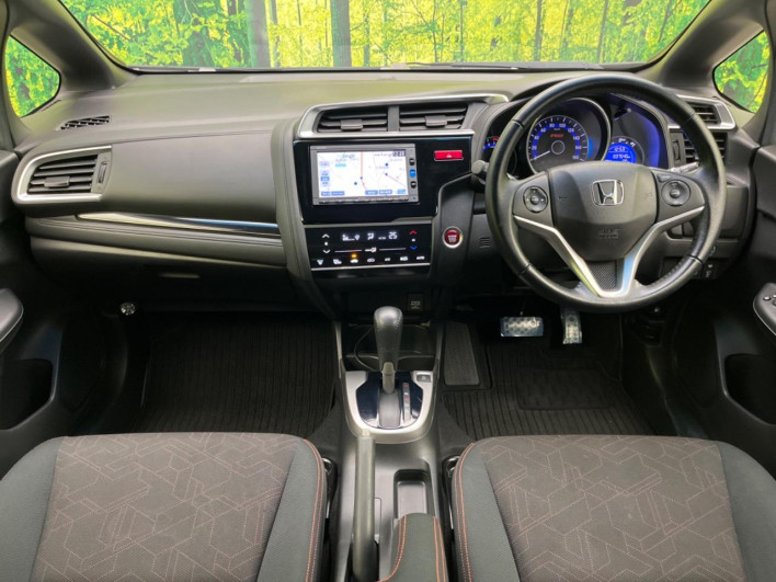 2017 Honda Fit DBA-GK5 (UW-6a13eff4420bd)[25]
