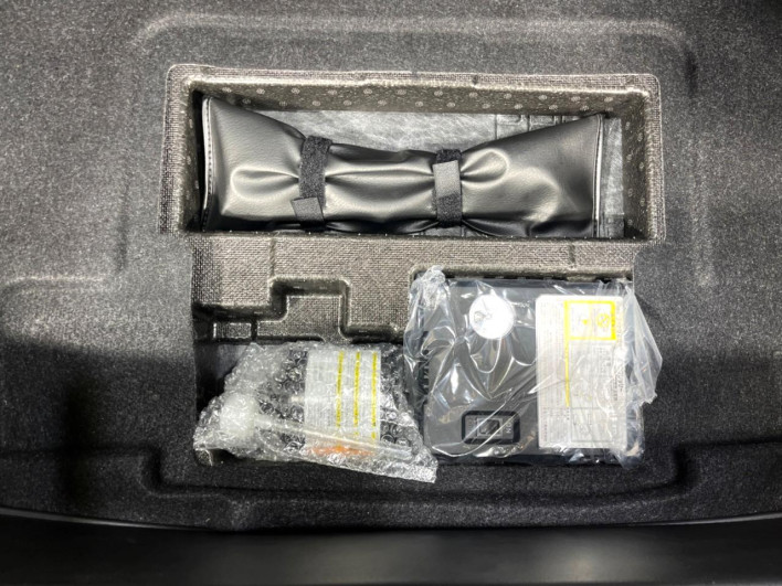 2022 Mitsubishi OUTLANDER PHEV 5LA-GN0W (UW-6a13eff481994)[6]