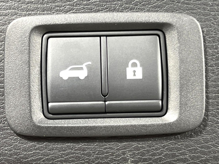 2022 Mitsubishi OUTLANDER PHEV 5LA-GN0W (UW-6a13eff481994)[8]