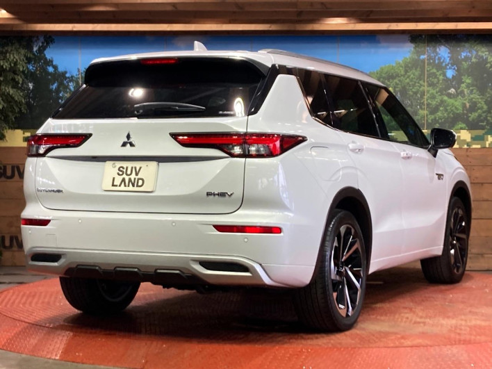 2022 Mitsubishi OUTLANDER PHEV 5LA-GN0W (UW-6a13eff4b64e2)[16]