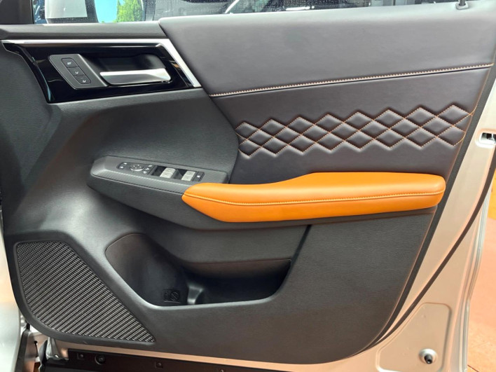 2024 Mitsubishi OUTLANDER PHEV 5LA-GN0W (UW-6a13eff6736ba)[26]