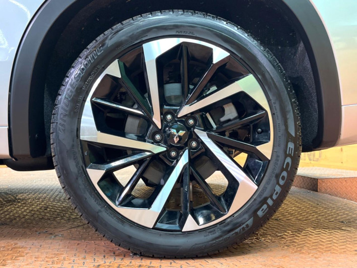 2024 Mitsubishi OUTLANDER PHEV 5LA-GN0W (UW-6a13eff6736ba)[23]