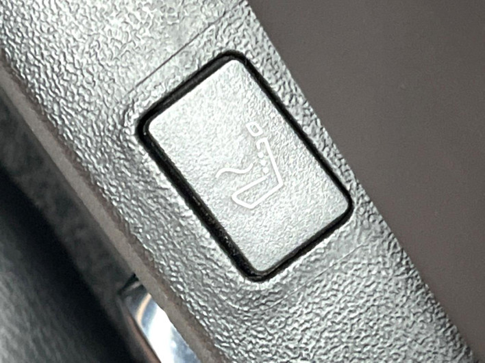 2024 Mitsubishi OUTLANDER PHEV 5LA-GN0W (UW-6a13eff6736ba)[16]