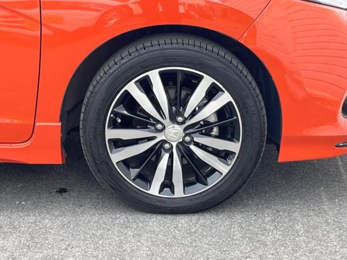 2017 Honda Fit Hybrid DAA-GP5 (UW-6a13eff73f727)[28]
