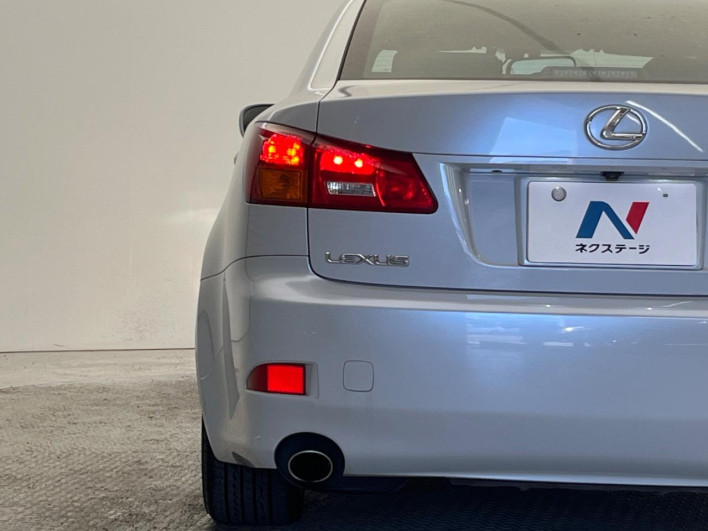 2007 Lexus IS DBA-GSE20 (UW-6a13effa2f8dc)[17]