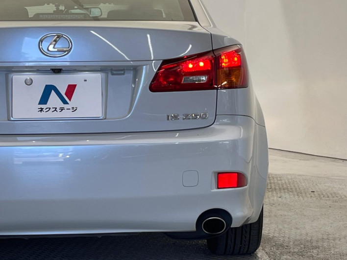 2007 Lexus IS DBA-GSE20 (UW-6a13effa2f8dc)[18]