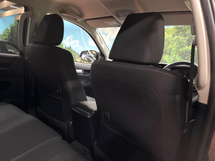 2023 Toyota Hilux 3DF-GUN125 (UW-6a13f0009c1da)[19]