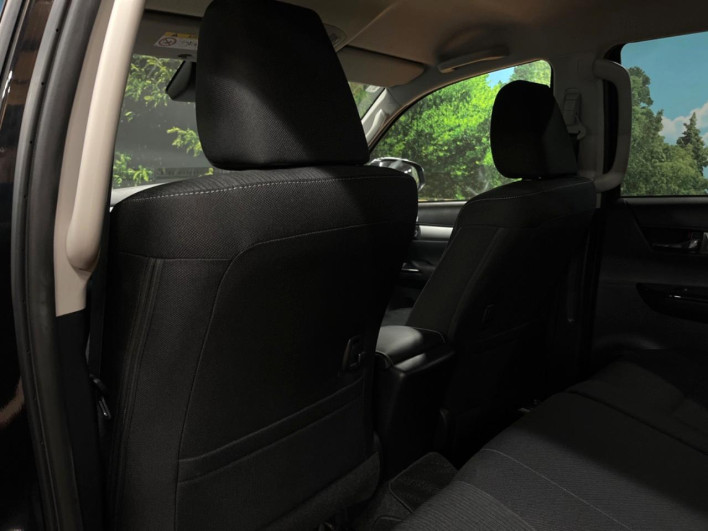 2023 Toyota Hilux 3DF-GUN125 (UW-6a13f0009c1da)[8]