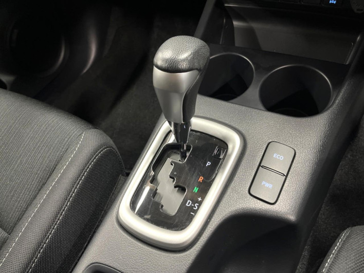 2023 Toyota Hilux 3DF-GUN125 (UW-6a13f0009c1da)[25]