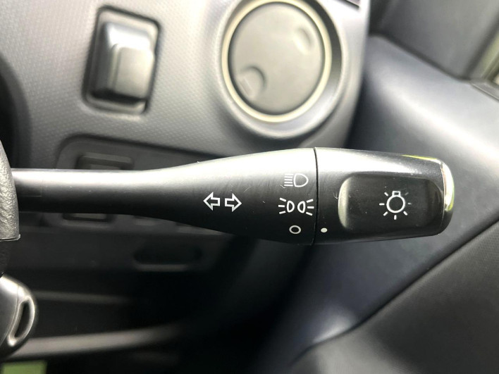 2012 Mitsubishi Toppo DBA-H82A (UW-6a13f002b2207)[12]