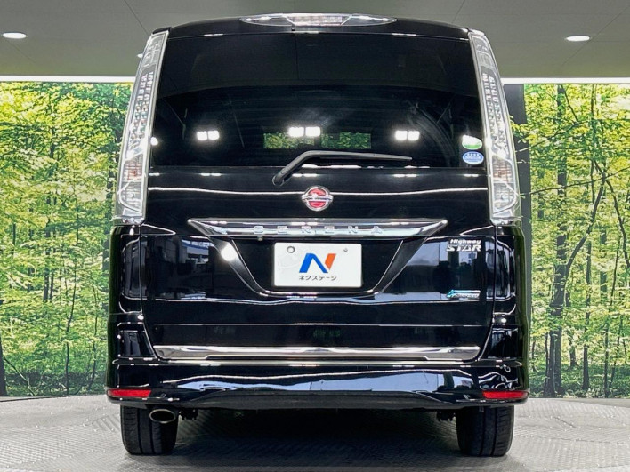 2013 Nissan Serena DAA-HFC26 (UW-6a13f00dc8894)[18]