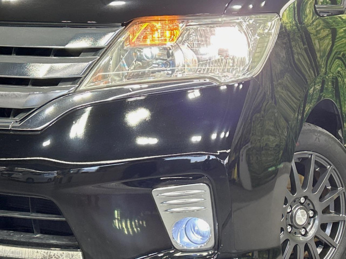 2013 Nissan Serena DAA-HFC26 (UW-6a13f00dc8894)[12]