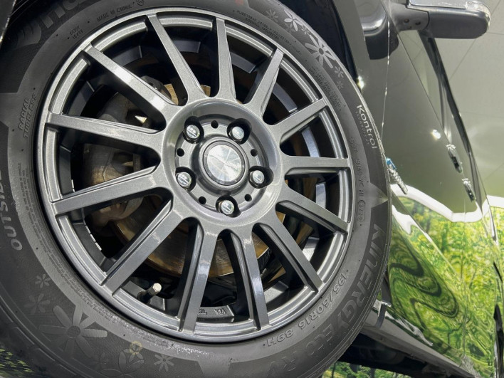 2013 Nissan Serena DAA-HFC26 (UW-6a13f00dc8894)[4]