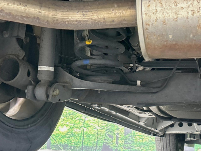 2013 Nissan Serena DAA-HFC26 (UW-6a13f00dc8894)[23]