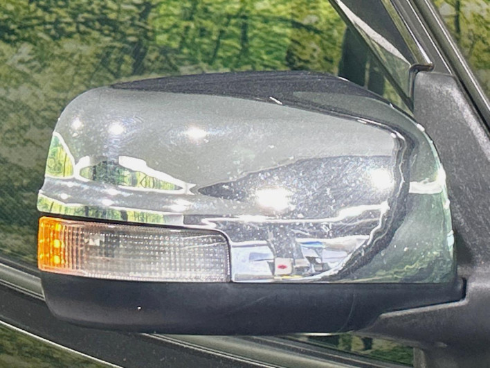 2013 Nissan Serena DAA-HFC26 (UW-6a13f00dc8894)[9]