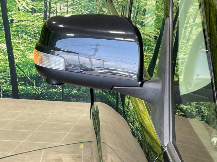 2014 Nissan Serena DAA-HFC26 (UW-6a13f00e3e250)[26]