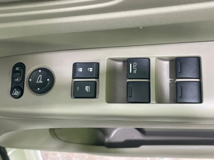 2013 Honda N-BOX DBA-JF1 (UW-6a13f01f04c1a)[5]