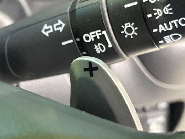 2013 Honda N-BOX CUSTOM DBA-JF1 (UW-6a13f022acd49)[24]