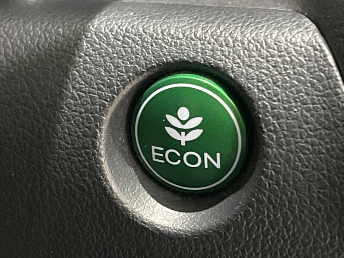 2013 Honda N-BOX CUSTOM DBA-JF1 (UW-6a13f022acd49)[21]