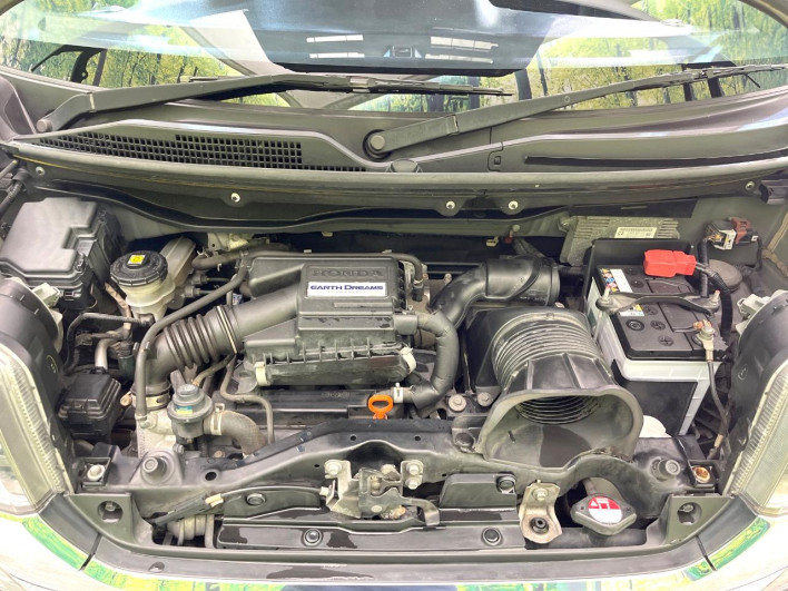 2013 Honda N-BOX CUSTOM DBA-JF1 (UW-6a13f022b1ff7)[4]
