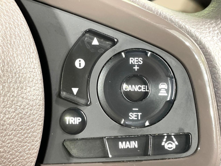 2018 Honda N-BOX DBA-JF3 (UW-6a13f02515e7b)[28]